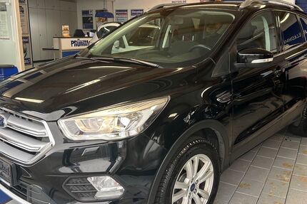 Ford Kuga 90.750 km 10.800 € Leverkusen 51379