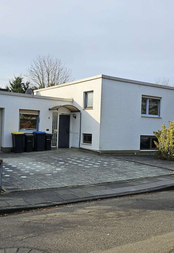Haus zum Kaufen in Weilerswist 298.000 € 114.39 m²