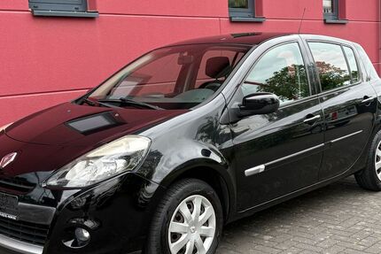 Renault Clio 68.546 km 4.800 &euro; Brühl 50321