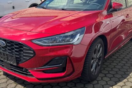 Ford Focus 5.228 km 22.890 &euro; Pulheim 50259