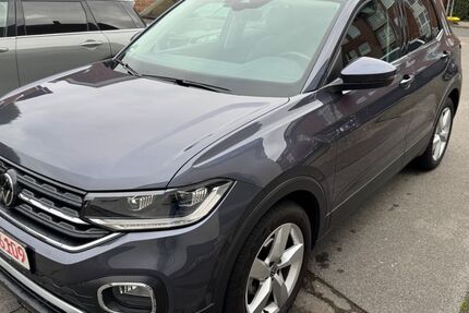 VW T-Cross 28.400 km 22.900 € Neuss 41462