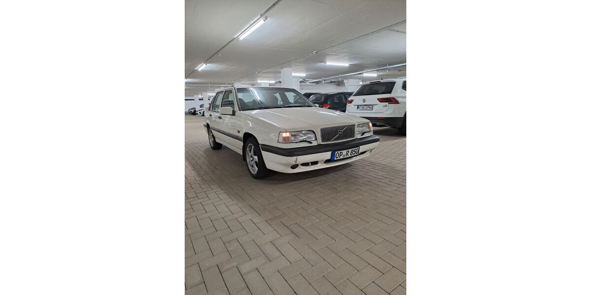 Volvo 850 243.000 km 2.500 &euro; Leverkusen 51379