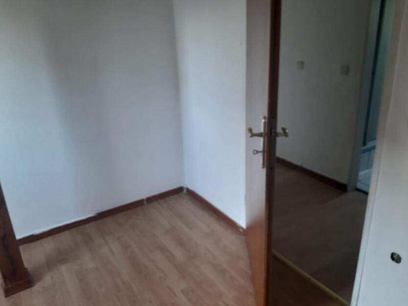 Köln 3-Zimmer-Wohnung in-Weiden : Ab sofort zimmer