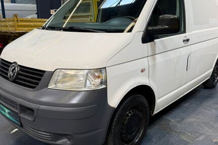 VW T5 Transporter 240.000 km 6.450 &euro; Hilden 40721