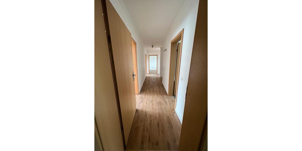 Hochparterre Troisdorf Bergheim - 3 Zimmer, 85 m&sup2;, 299.000&euro; | Angebot:25408304