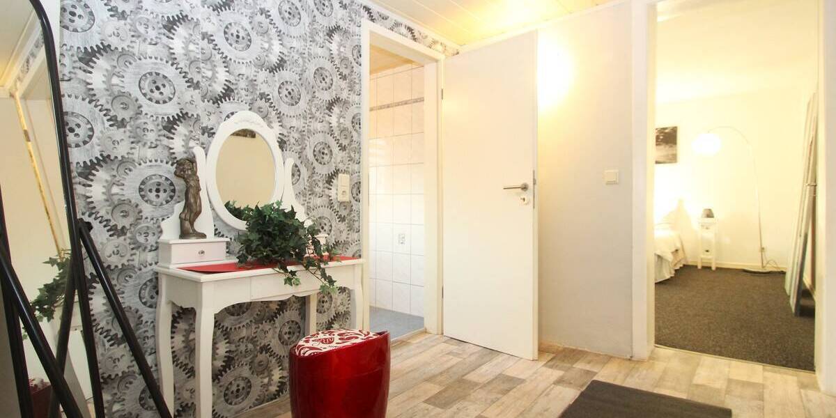 Einfamilienhaus Bonn / Endenich Endenich - 5 Zimmer, 111 m&sup2;, 679.000&euro; | Angebot:24042559