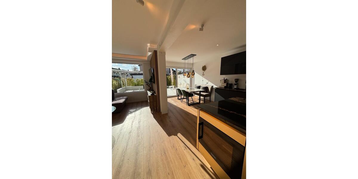 Einfamilienhaus Bonn Beuel-Mitte - 3.5 Zimmer, 130 m&sup2;, 2.700&euro; | Angebot:26397463