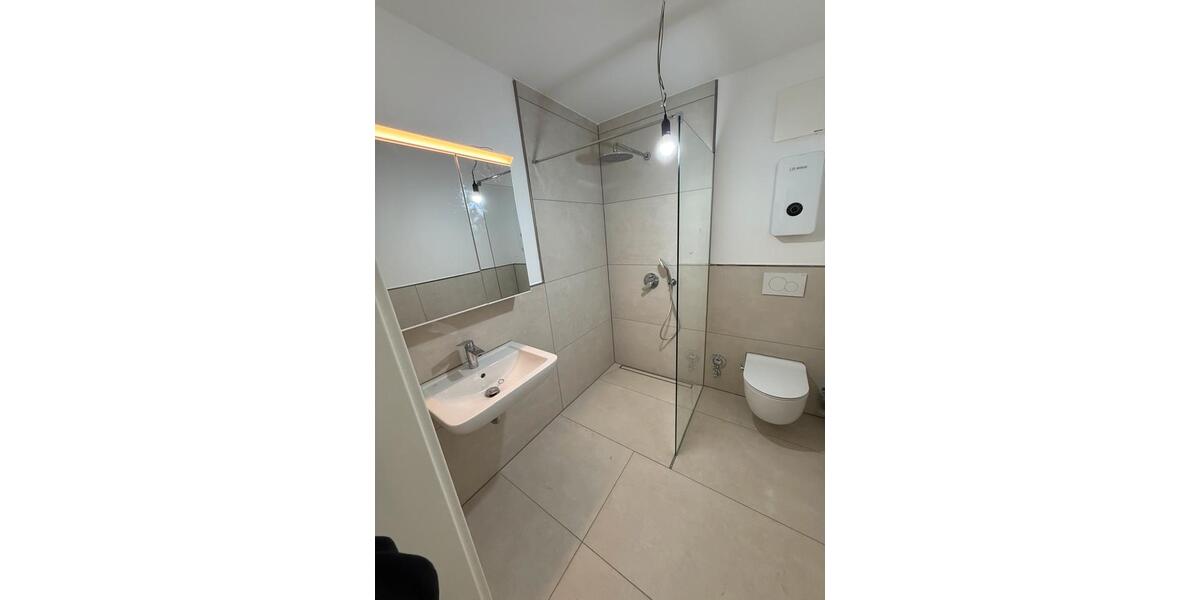 Erdgeschoßwohnung Köln Ehrenfeld - 3 Zimmer, 43 m&sup2;, 1.300&euro; | Angebot:27603854