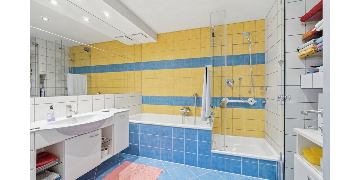 Modernisiert & energieeffizient! 161 m² Wohnkomfort mit Wärmepumpe, PV-Anlage in einer Sackgasse. - Reihenmittelhaus Pulheim | Angebot:27212381