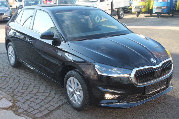 Skoda Fabia 3.000 km 18.790 € Bonn 53225