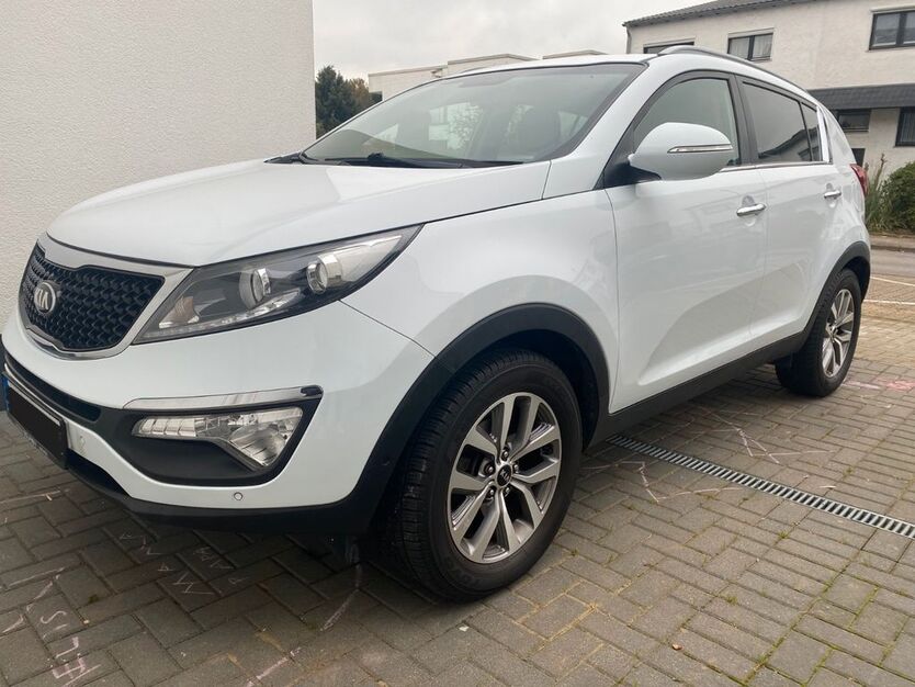 Kia Sportage 101.000 km 12.500 € Dormagen 41540