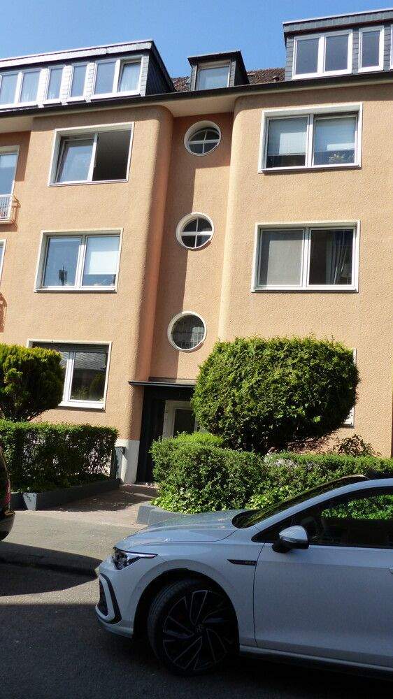 Eigentumswohnung in Köln Deutz mit separatem Appartement im Souterrain - Wohnfläche 114 m² 4 zimmer