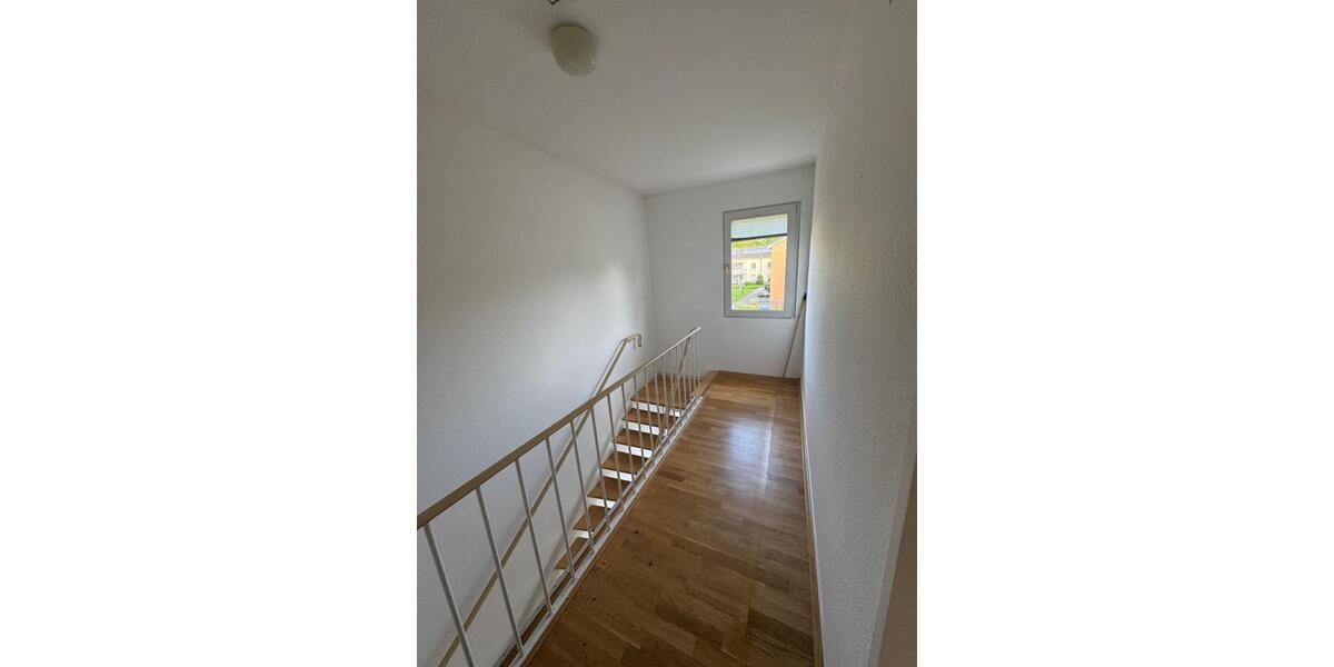 Etagenwohnung Bonn Auerberg - 3 Zimmer, 72 m&sup2;, 1.400&euro; | Angebot:26347754
