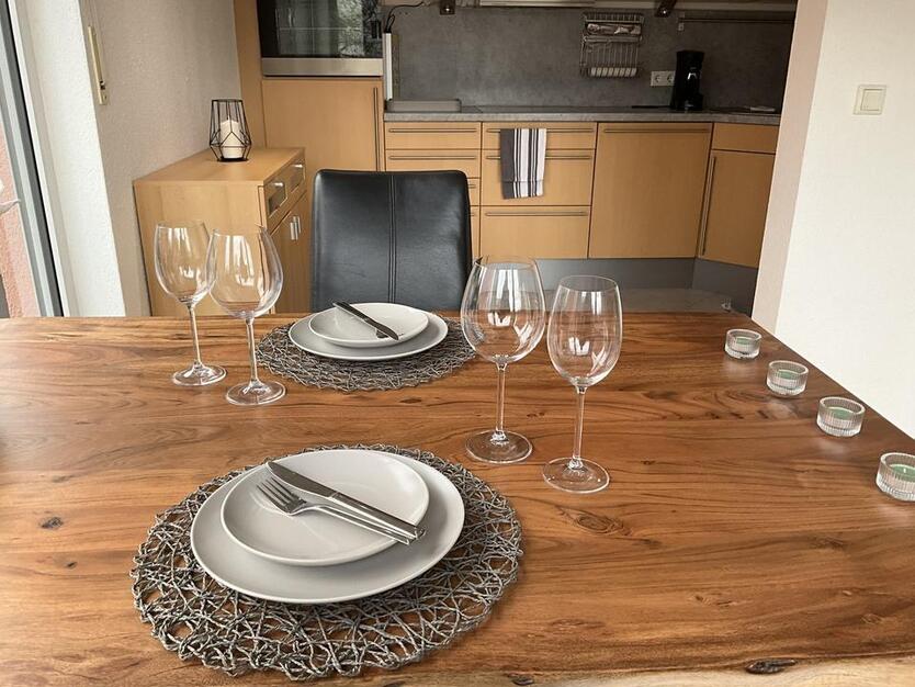 MÖBLIERT FURNISHED: MARIENBURG Penthouse Dachterrasse 1.700€ all-in zimmer