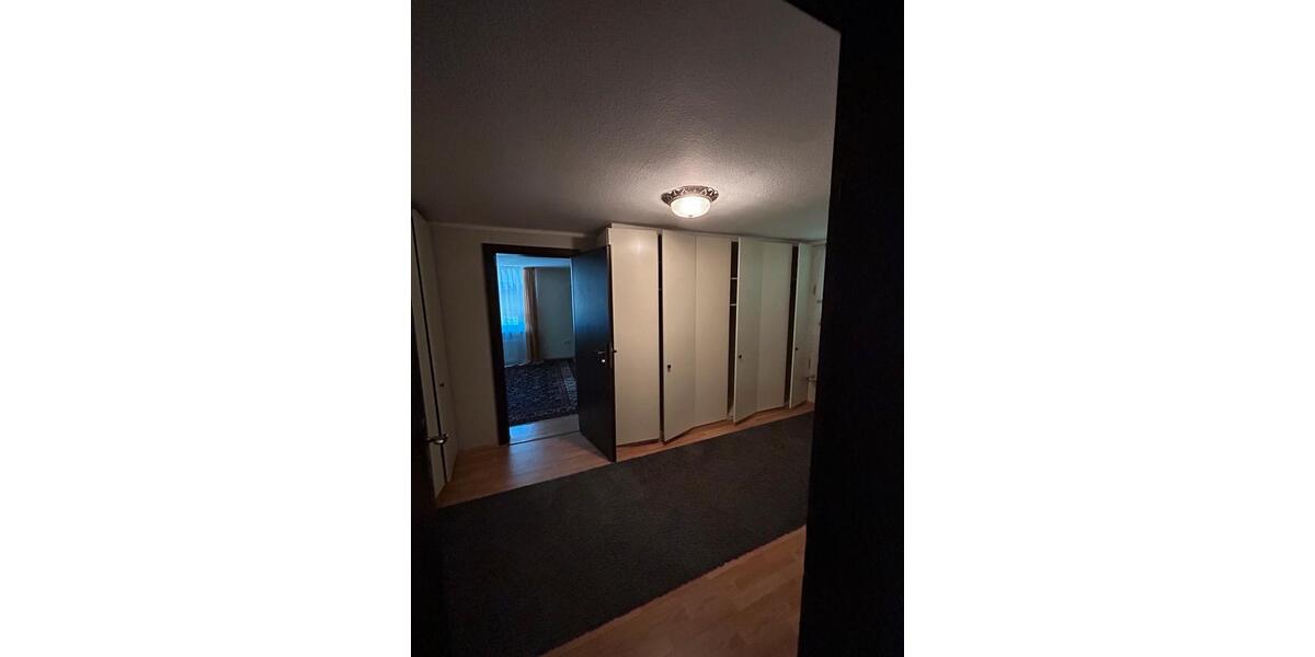 Einfamilienhaus Rösrath - 4 Zimmer, 120 m&sup2;, 1.500&euro; | Angebot:26406098