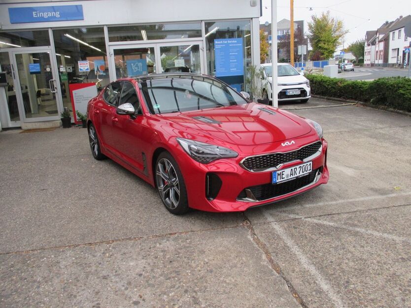 Kia Stinger 123.000 km 25.490 € Langenfeld 40764