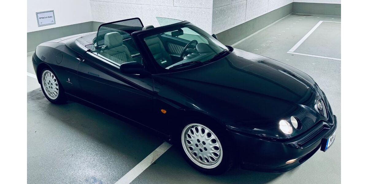 Alfa Romeo Spider 116.000 km 4.800 € Monheim am Rhein 40789