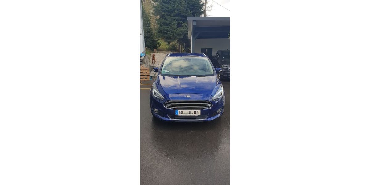 Ford S-Max 200.000 km 15.900 &euro; Rösrath 51503