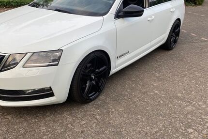 Skoda Octavia 338.000 km 8.000 &euro; Hilden 40723