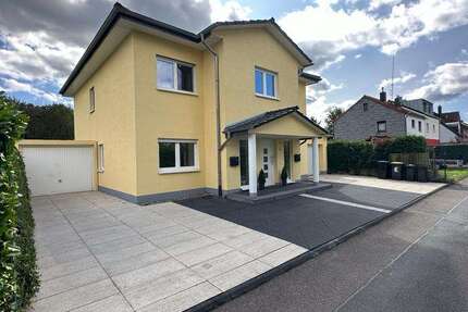 Haus zum Kaufen in Köln 950.000 € 225 m² 6 zimmer