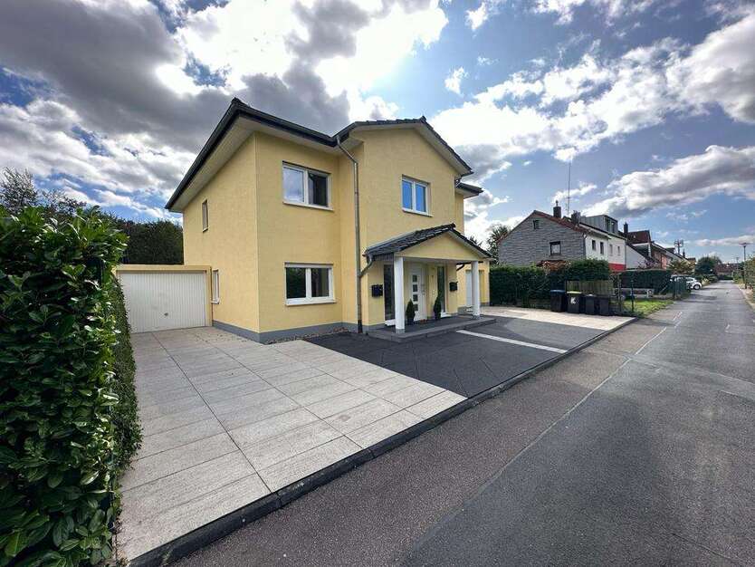 Haus zum Kaufen in Köln 950.000 € 225 m² 6 zimmer