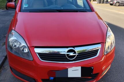 Opel Zafira 130.000 km 5.675 € Köln 51061