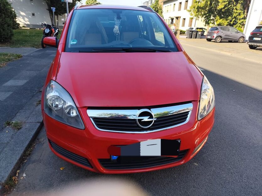 Opel Zafira 130.000 km 5.675 € Köln 51061