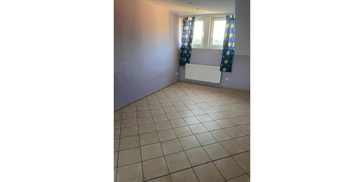 Dachgeschoßwohnung Nörvenich - 2 Zimmer, 80 m&sup2;, 650&euro; | Angebot:26345302