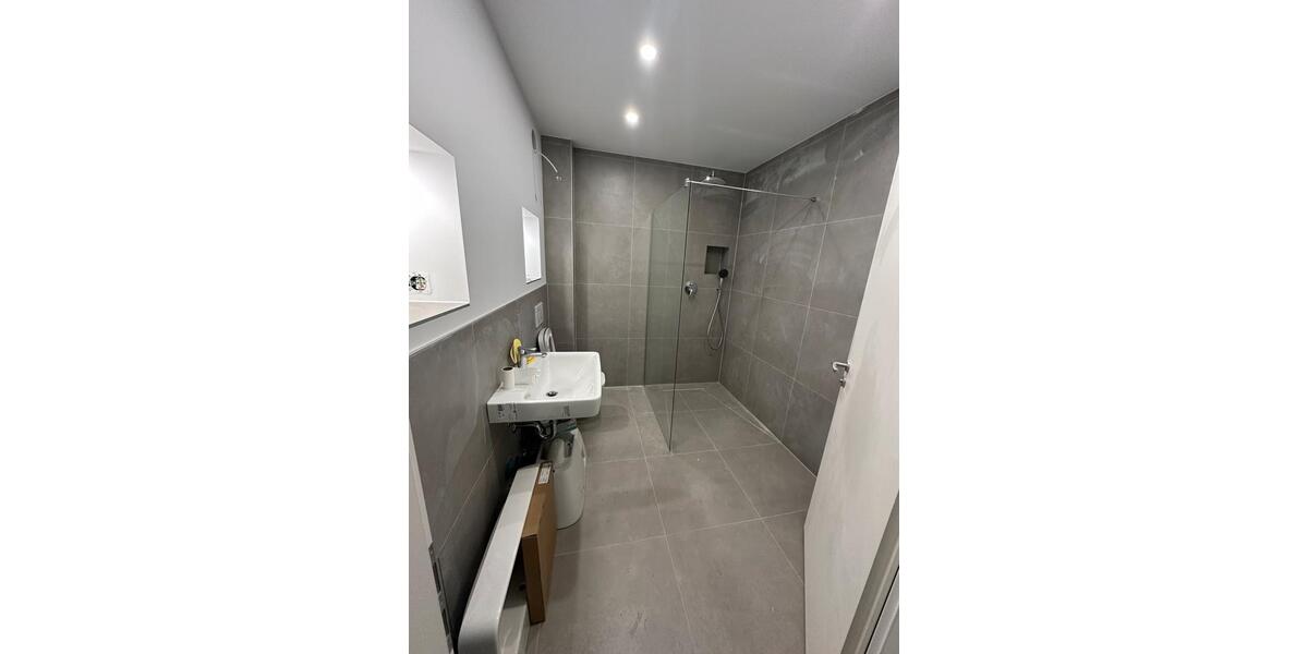 Erdgeschoßwohnung Leverkusen Bürrig - 2 Zimmer, 60 m&sup2;, 1.350&euro; | Angebot:26067461