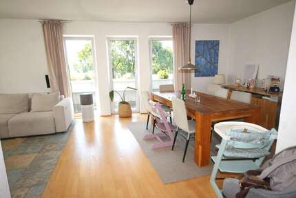 Wohnung Düsseldorf Kaiserswerth - 3 Zimmer, 103 m&sup2;, 1.236&euro; | Angebot:27357998