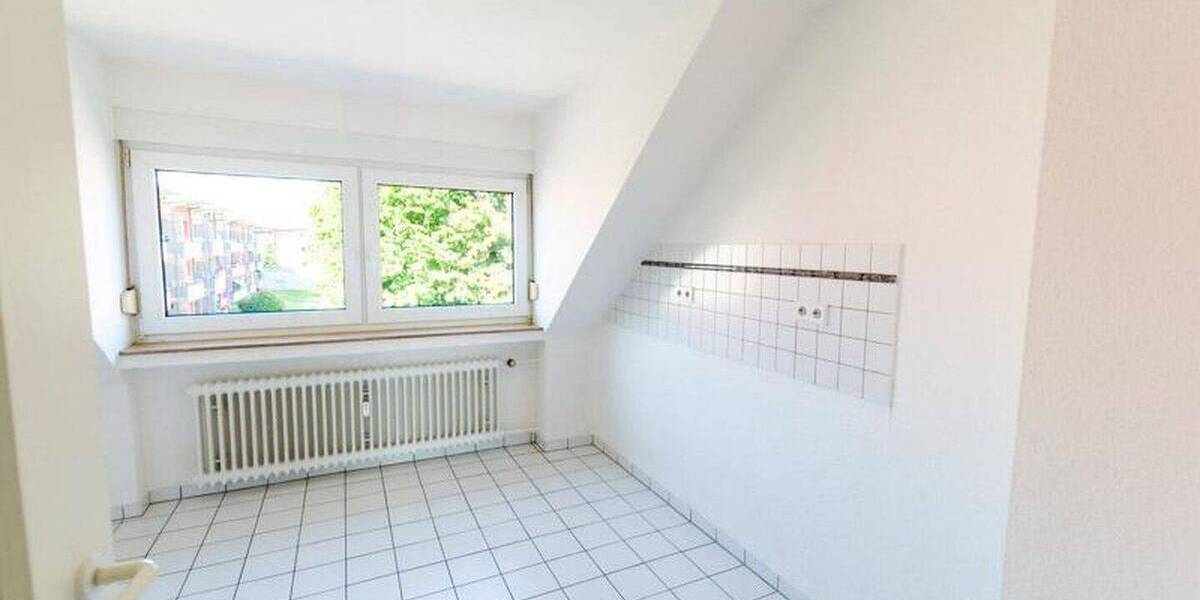 Etagenwohnung Leverkusen Hitdorf - 3 Zimmer, 78 m&sup2;, 219.000&euro; | Angebot:26102921