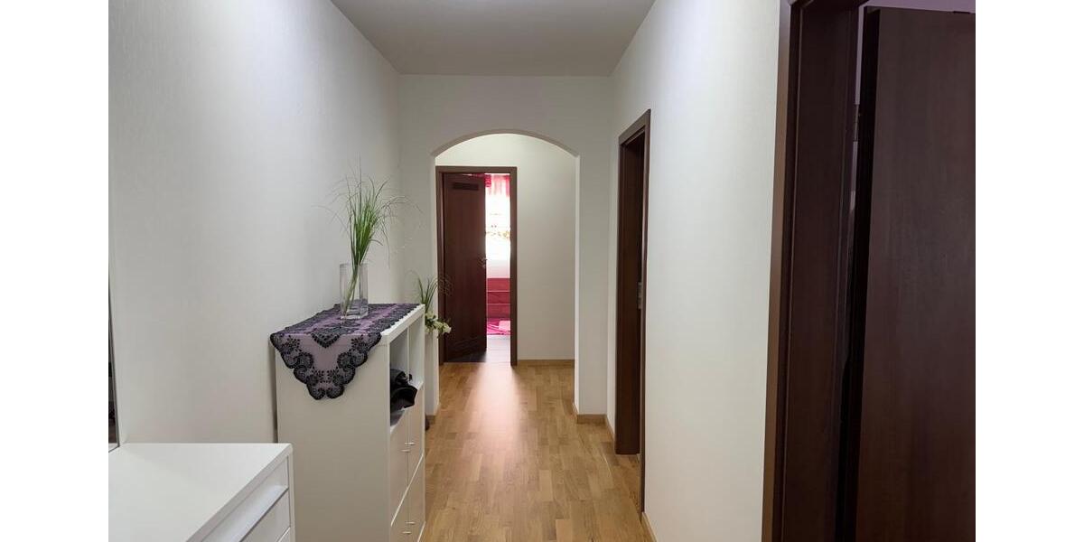 Erdgeschoßwohnung Wermelskirchen - 3 Zimmer, 78 m&sup2;, 215.000&euro; | Angebot:27413699