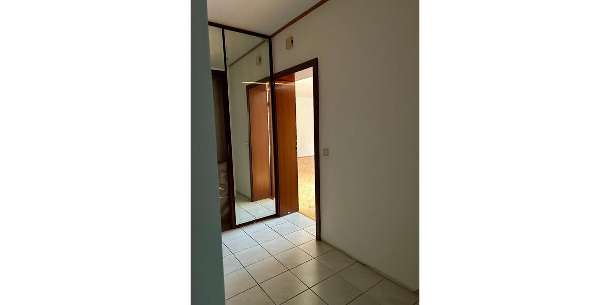 Etagenwohnung Bergisch Gladbach Frankenforst - 2 Zimmer, 65 m&sup2;, 185.000&euro; | Angebot:27544215