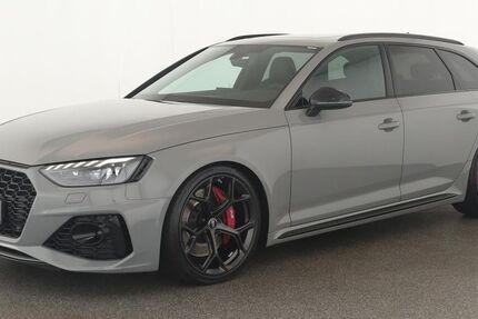 Audi RS4 21.100 km 84.784 € Neuss 41460