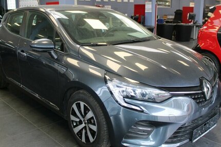 Renault Clio E-TECH Hybrid 140 Experience 79.750 km 12.980 € Euskirchen 53881