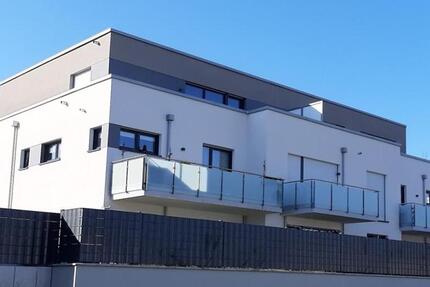 Bei VIVAWEST die Sonnenstrahlen auf dem eigenen Balkon genießen. 3 zimmer