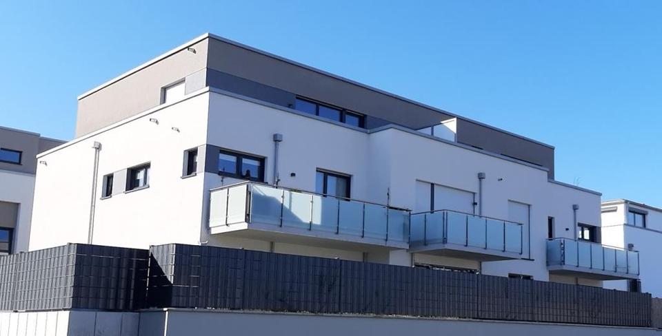 Bei VIVAWEST die Sonnenstrahlen auf dem eigenen Balkon genießen. 3 zimmer