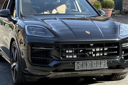 Porsche Cayenne 9.800 km 116.790 &euro; Frechen (bei Köln) 50226