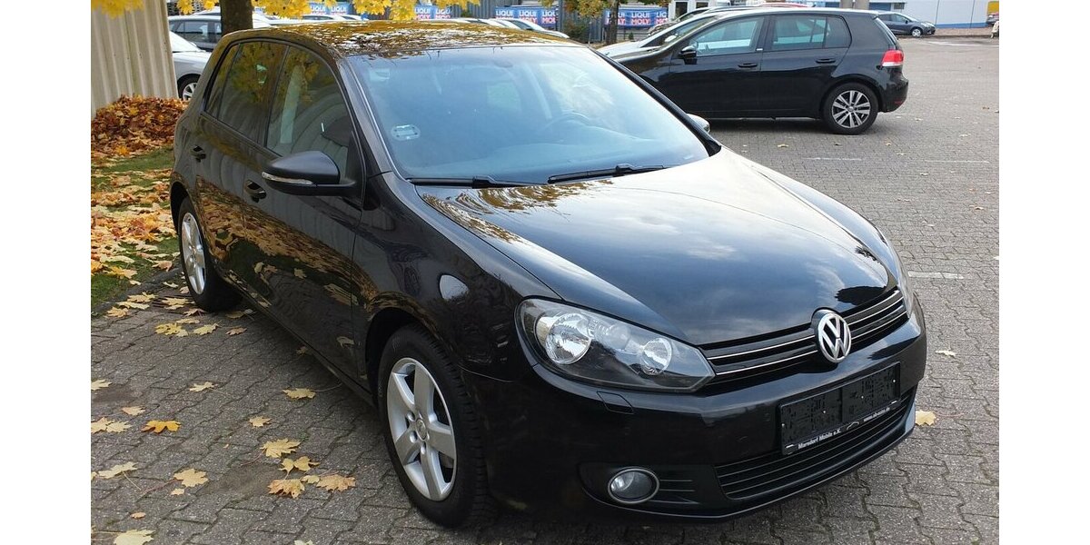 VW Golf 1.6TDi TEAM SHZ TEMPOMAT KLIMAAUTOMATIK 159.855 km 6.598 € Köln 50858