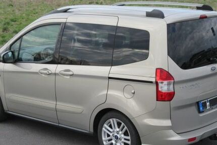 Ford Tourneo Courier 178.500 km 5.300 &euro; Lohmar 53797