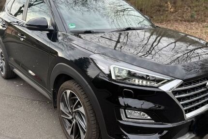 Hyundai TUCSON 84.500 km 16.799 &euro; Bonn 53127