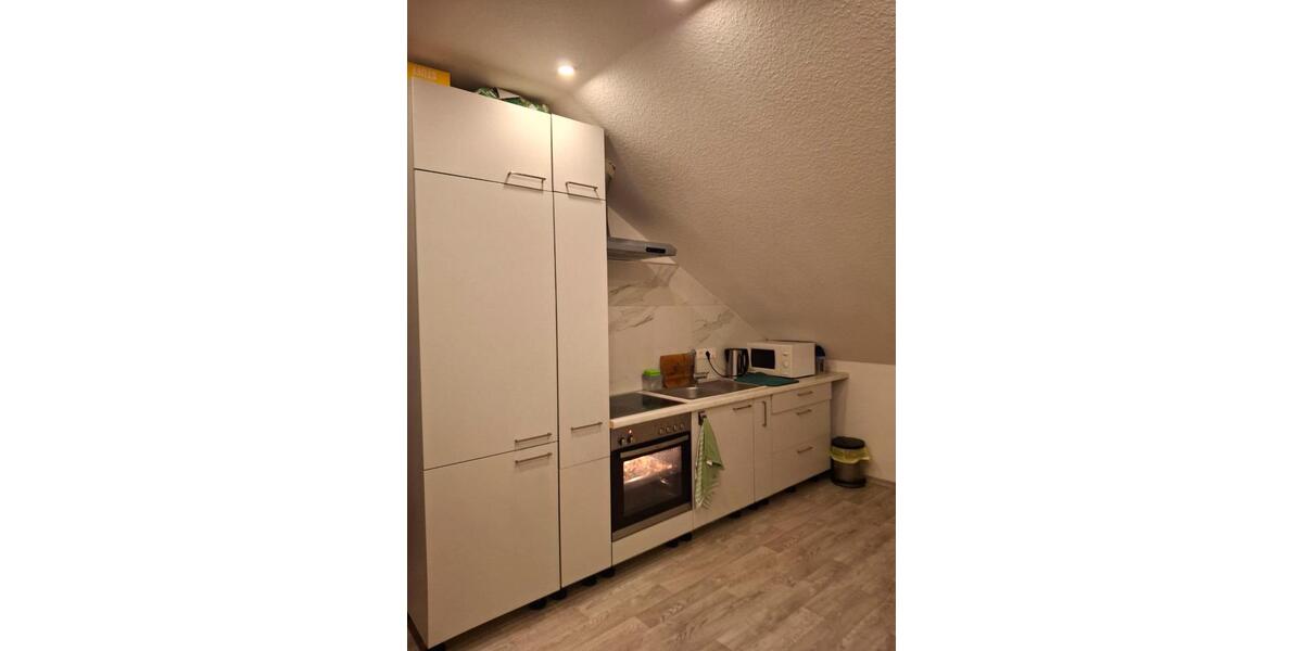 Dachgeschoßwohnung Weilerswist - 2 Zimmer, 38 m&sup2;, 610&euro; | Angebot:25131185