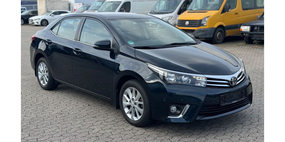 Toyota Corolla 92.370 km 13.450 € Bornheim 53332