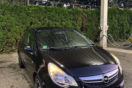 Opel Corsa 180.000 km 2.900 € Remscheid 42897