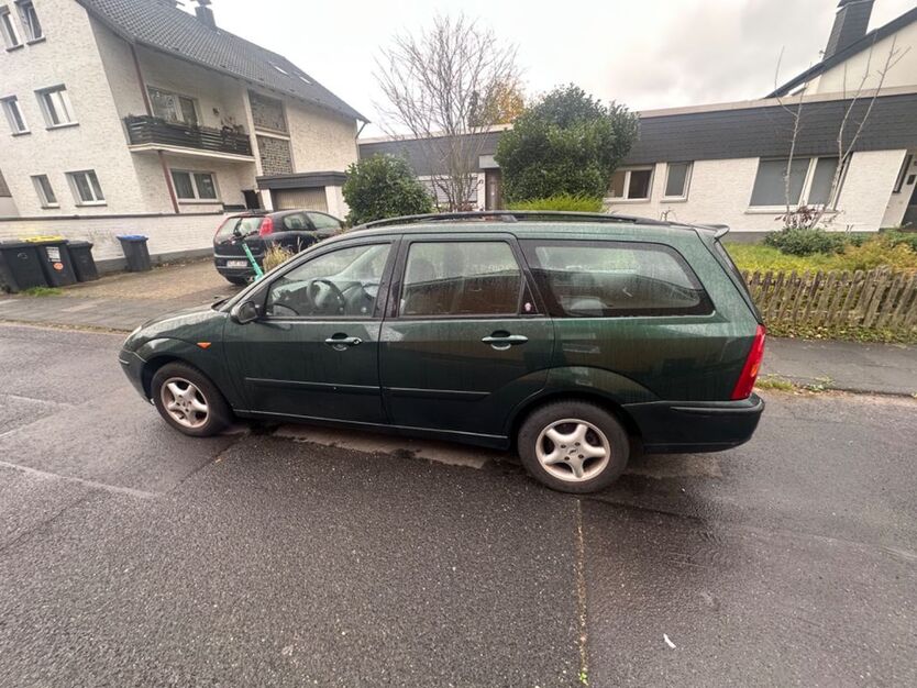 Ford Focus 155.000 km 990 € Köln 51145