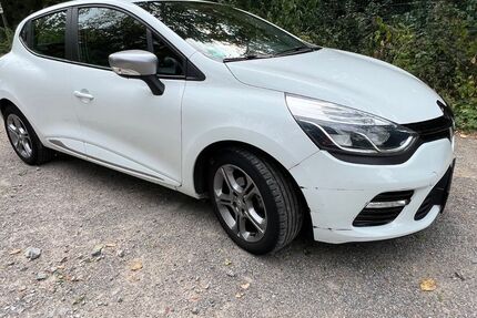 Renault Clio 130.700 km 4.800 &euro; Köln 50677