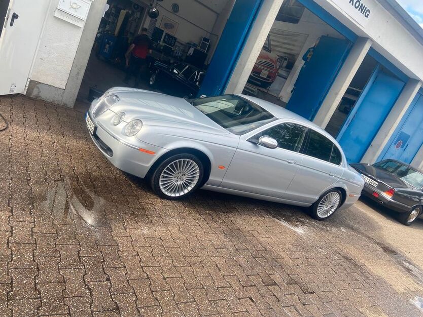 Jaguar S-Type 240.000 km 9.500 € Köln / Lövenich 50859