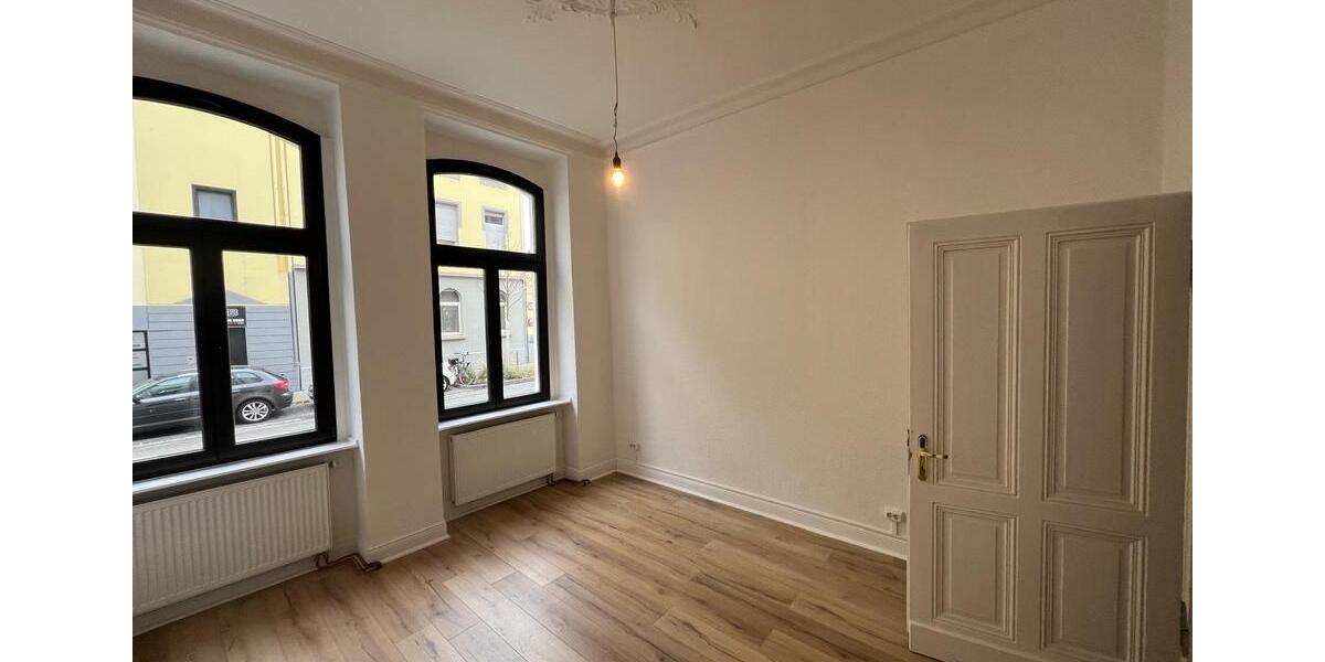 Bezugsfreie Altbauwohnung mit Garten im Bonner Zentrum 4 zimmer