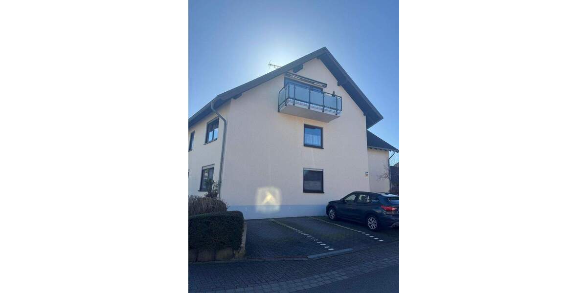 Etagenwohnung Hennef - 3 Zimmer, 103 m&sup2;, 375.000&euro; | Angebot:25804005