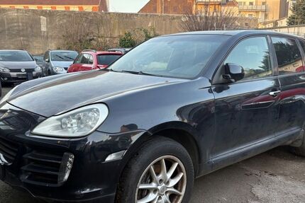 Porsche Cayenne 280.000 km 4.700 &euro; Hilden 40721